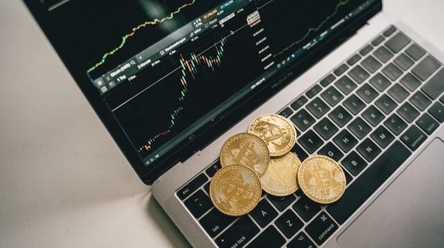 Platform untuk Investasi Emas Online